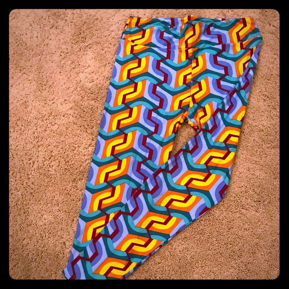 Brand new Lularoe TC Leggins